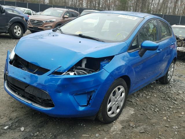 3FADP4EJ6CM149963 - 2012 FORD FIESTA SE BLUE photo 2