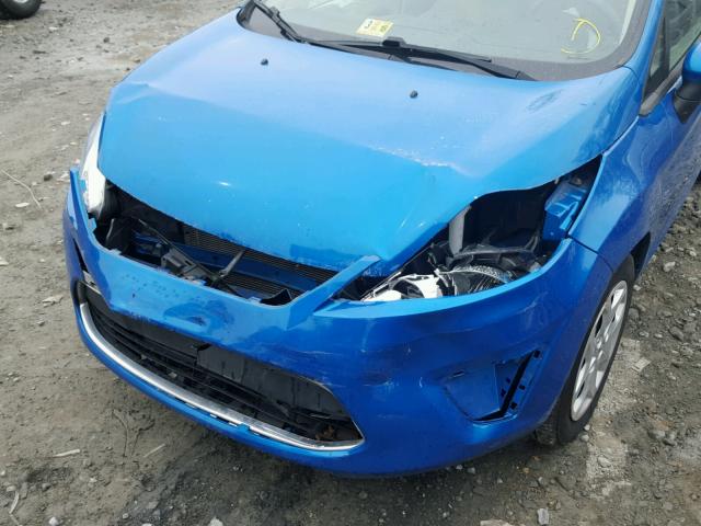 3FADP4EJ6CM149963 - 2012 FORD FIESTA SE BLUE photo 9