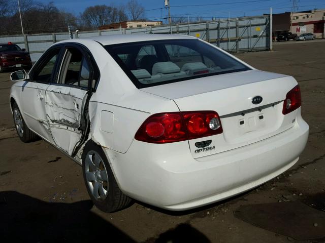 KNAGE123X85168138 - 2008 KIA OPTIMA LX WHITE photo 3