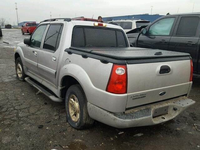 1FMZU67E73UA24742 - 2003 FORD EXPLORER S SILVER photo 3