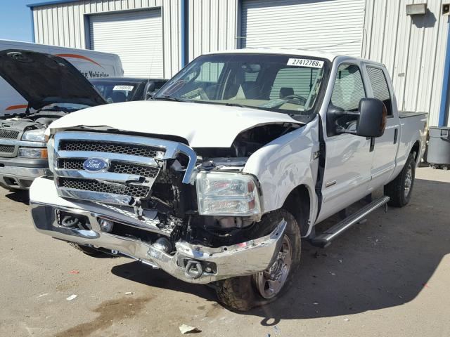 1FTSW21P95EA56950 - 2005 FORD F250 SUPER WHITE photo 2