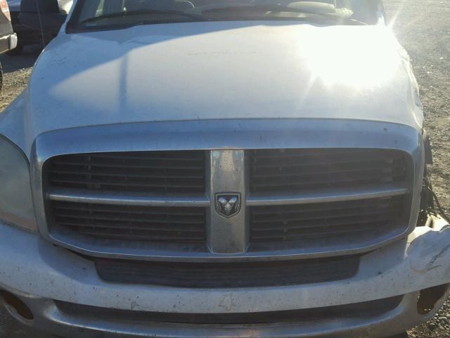 1D7HA18N56J195530 - 2006 DODGE RAM 1500 S WHITE photo 7