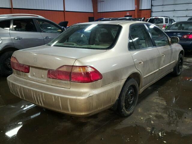 1HGCG5663YA800977 - 2000 HONDA ACCORD EX GOLD photo 4