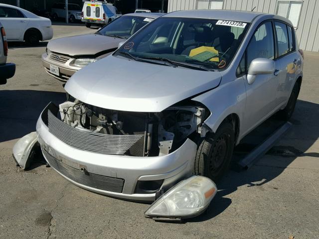 3N1BC13EX7L431250 - 2007 NISSAN VERSA S SILVER photo 2