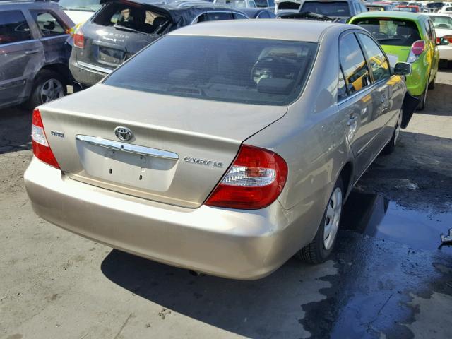 JTDBE32K140251187 - 2004 TOYOTA CAMRY LE BEIGE photo 4