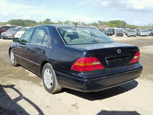 JTHBN30F710030290 - 2001 LEXUS LS 430 BLUE photo 3