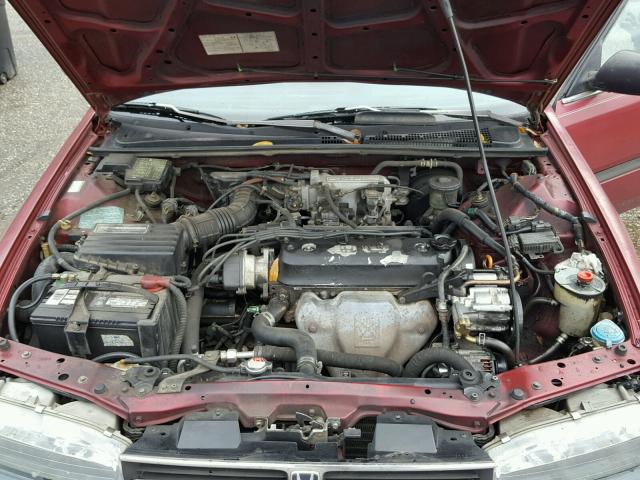 1HGCB7643PA177772 - 1993 HONDA ACCORD DX RED photo 7