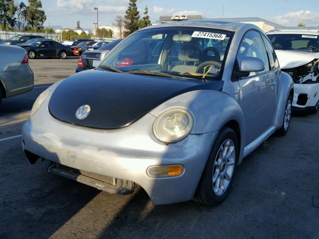 3VWCC21C3YM444827 - 2000 VOLKSWAGEN NEW BEETLE 银色 照片 2