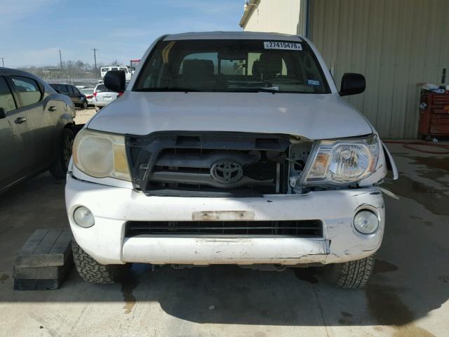 5TEJU62N86Z217549 - 2006 TOYOTA TACOMA DOU WHITE photo 9