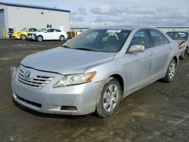 4T1BE46K27U157456 - 2007 TOYOTA CAMRY NEW SILVER photo 2