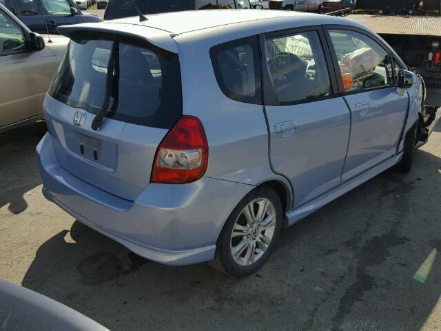 JHMGD38628S035585 - 2008 HONDA FIT SPORT BLUE photo 4