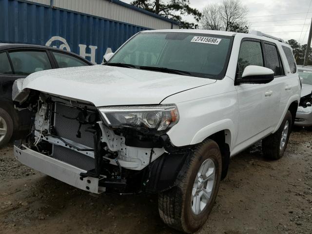 JTEZU5JR3G5125816 - 2016 TOYOTA 4RUNNER SR WHITE photo 2