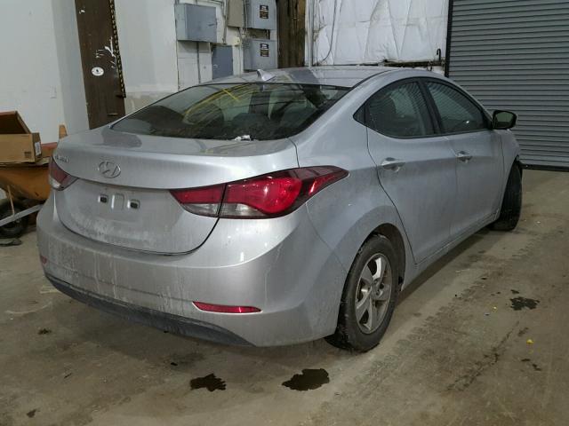 5NPDH4AE4EH494854 - 2014 HYUNDAI ELANTRA SE SILVER photo 4