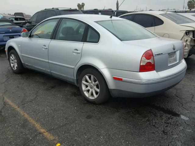 WVWPD63B04P051904 - 2004 VOLKSWAGEN PASSAT GLS SILVER photo 3