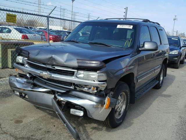 1GNEK13T6YJ103383 - 2000 CHEVROLET TAHOE K150 GRAY photo 2