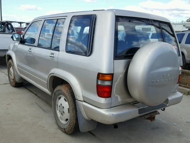 JACDJ58X4W7903067 - 1998 ISUZU TROOPER S SILVER photo 3