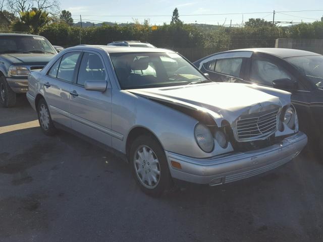 WDBJF65H8XA833908 - 1999 MERCEDES-BENZ E 320 SILVER photo 1