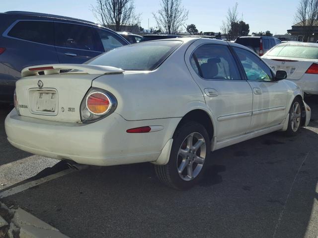 JN1DA31A63T428801 - 2003 NISSAN MAXIMA GLE WHITE photo 4