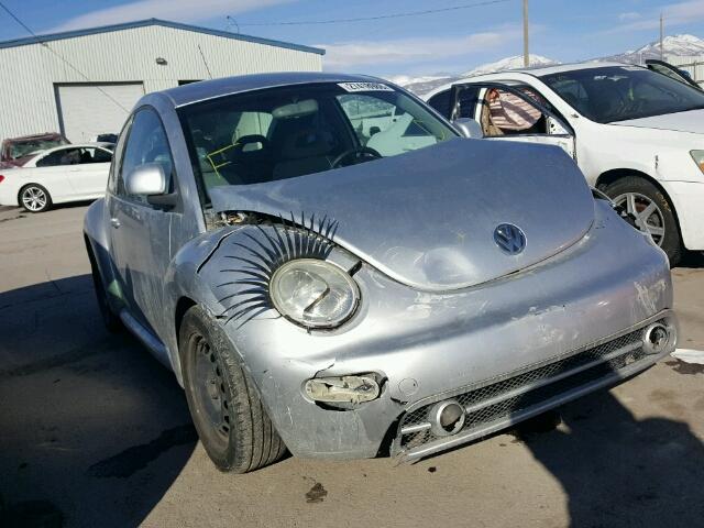 3VWBB61C7WM001387 - 1998 VOLKSWAGEN NEW BEETLE 银色 照片 1