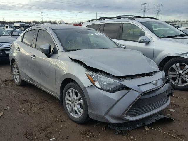 3MYDLBZV3GY142184 - 2016 TOYOTA SCION IA GRAY photo 1