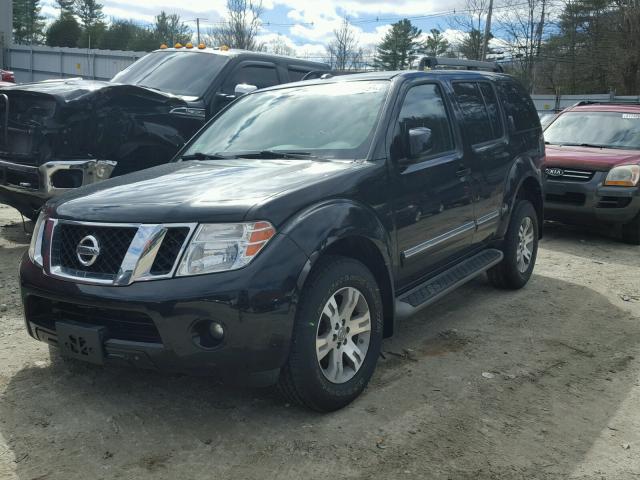 5N1AR1NB4BC623225 - 2011 NISSAN PATHFINDER BLACK photo 2