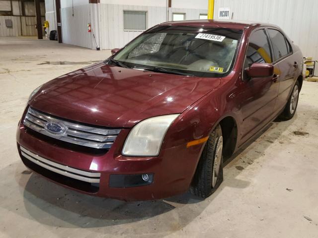 3FAFP07Z86R181616 - 2006 FORD FUSION SE MAROON photo 2