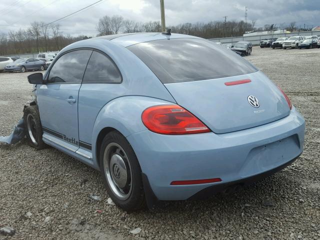 3VWJX7AT3DM645520 - 2013 VOLKSWAGEN BEETLE BLUE photo 3