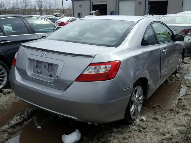 2HGFG126X6H577234 - 2006 HONDA CIVIC LX SILVER photo 4