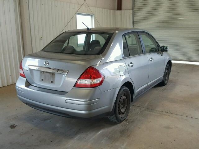 3N1BC11E48L374564 - 2008 NISSAN VERSA S SILVER photo 4