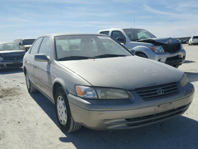 JT2BG22K3X0275976 - 1999 TOYOTA CAMRY LE SILVER photo 1