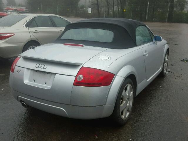 TRUTC28N621010969 - 2002 AUDI TT SILVER photo 4