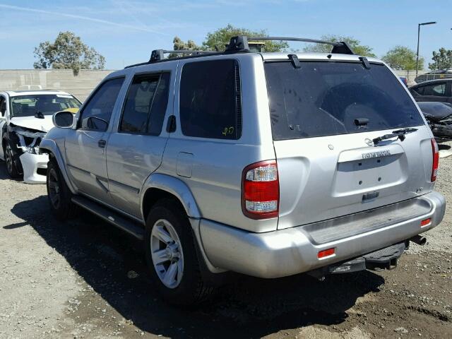 JN8DR09Y52W741653 - 2002 NISSAN PATHFINDER SILVER photo 3