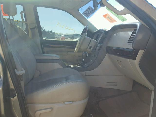 5LMEU68H04ZJ49994 - 2004 LINCOLN AVIATOR GOLD photo 5