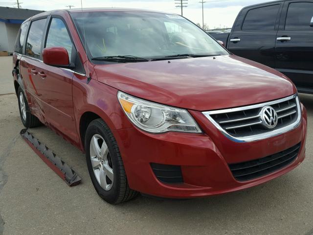 2V8HW341X9R599745 - 2009 VOLKSWAGEN ROUTAN SE RED photo 1