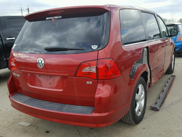 2V8HW341X9R599745 - 2009 VOLKSWAGEN ROUTAN SE RED photo 4