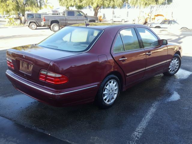 WDBJF65J0YB003115 - 2000 MERCEDES-BENZ E 320 MAROON photo 4