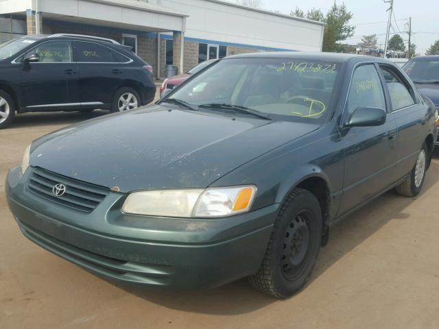 4T1BG22K6XU391006 - 1999 TOYOTA CAMRY CE GREEN photo 2