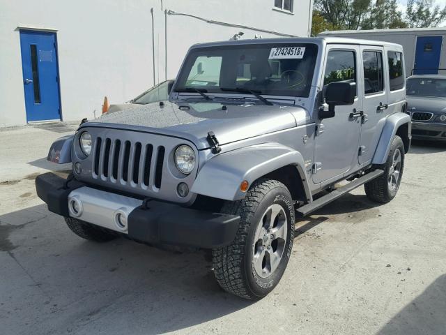 1C4HJWEG8FL543340 - 2015 JEEP WRANGLER U SILVER photo 2