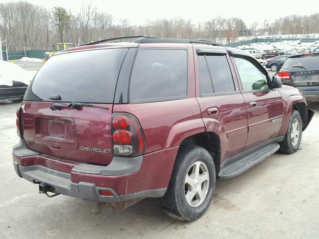 1GNDT13SX42315434 - 2004 CHEVROLET TRAILBLAZE MAROON photo 4