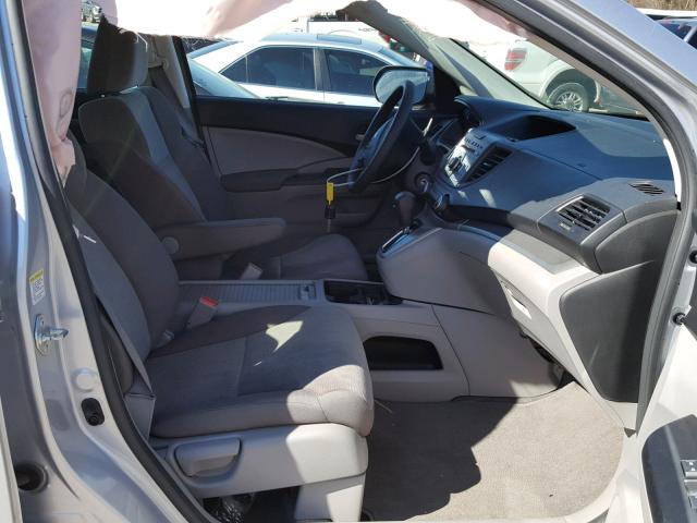 2HKRM4H35EH723032 - 2014 HONDA CR-V LX GRAY photo 5