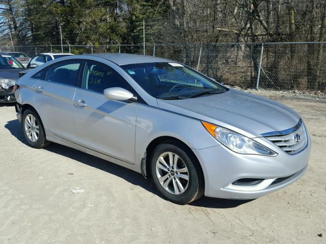 5NPEB4AC1DH651517 - 2013 HYUNDAI SONATA GLS SILVER photo 1