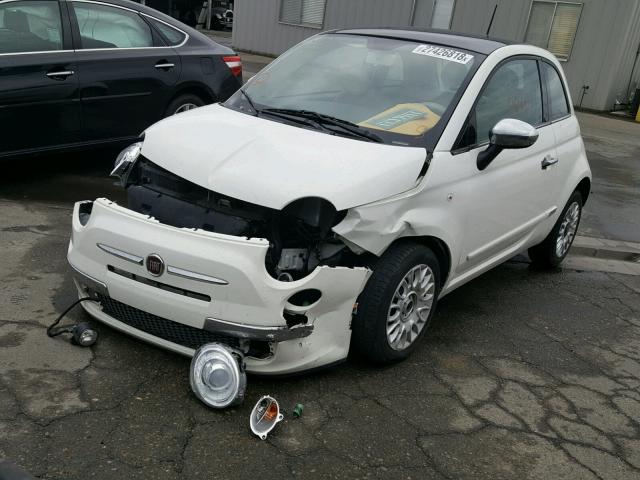 3C3CFFCR0CT106341 - 2012 FIAT 500 LOUNGE WHITE photo 2