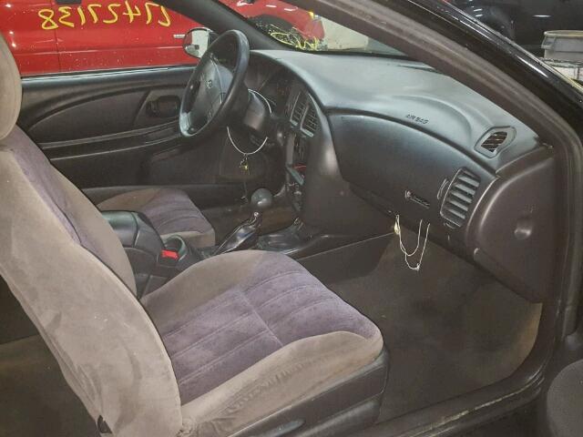 2G1WW12E2Y9238644 - 2000 CHEVROLET MONTE CARL შავი ფოტო 5