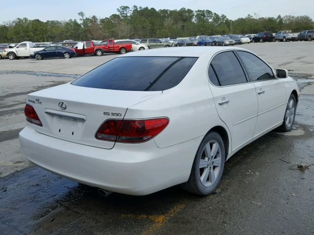 JTHBA30G155107703 - 2005 LEXUS ES 330 WHITE photo 4