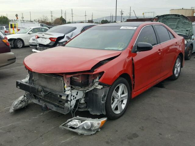 4T1BF1FKXCU190324 - 2012 TOYOTA CAMRY BASE RED photo 2