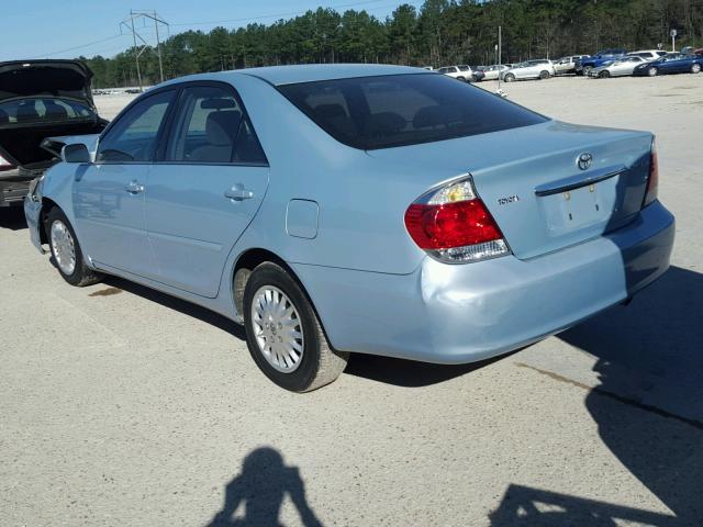 4T1BE32K45U569780 - 2005 TOYOTA CAMRY LE BLUE photo 3