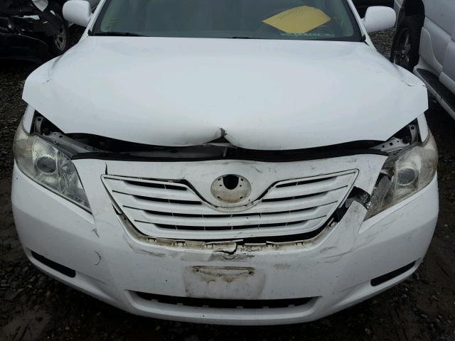 4T4BE46K78R024019 - 2008 TOYOTA CAMRY CE WHITE photo 9