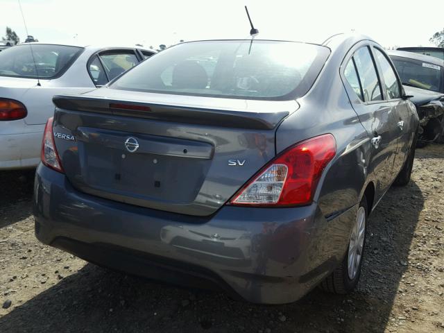 3N1CN7AP1HL836792 - 2017 NISSAN VERSA S GRAY photo 4