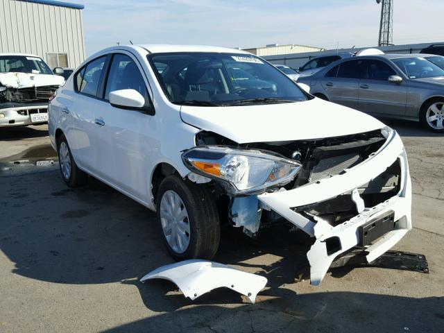 3N1CN7AP8JL845530 - 2018 NISSAN VERSA S WHITE photo 1