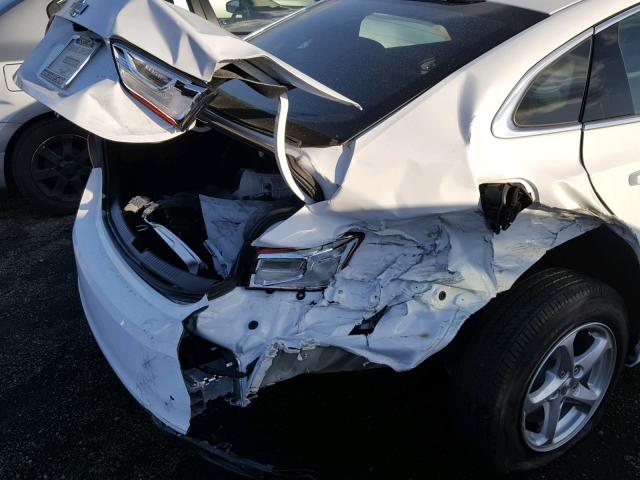 1G1ZB5ST0HF285435 - 2017 CHEVROLET MALIBU LS WHITE photo 9